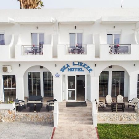 Sea Breeze Hotel 마스티차리 외부 사진
