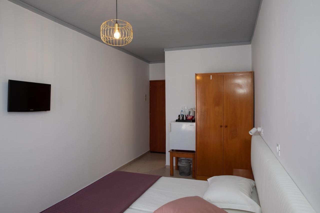 Sea Breeze Hotel 마스티차리 외부 사진