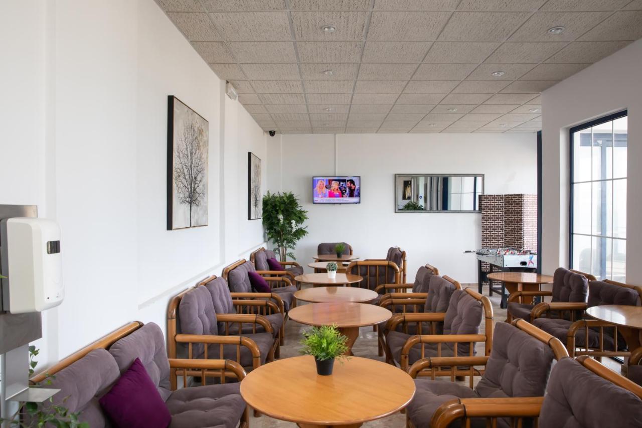 Sea Breeze Hotel 마스티차리 외부 사진