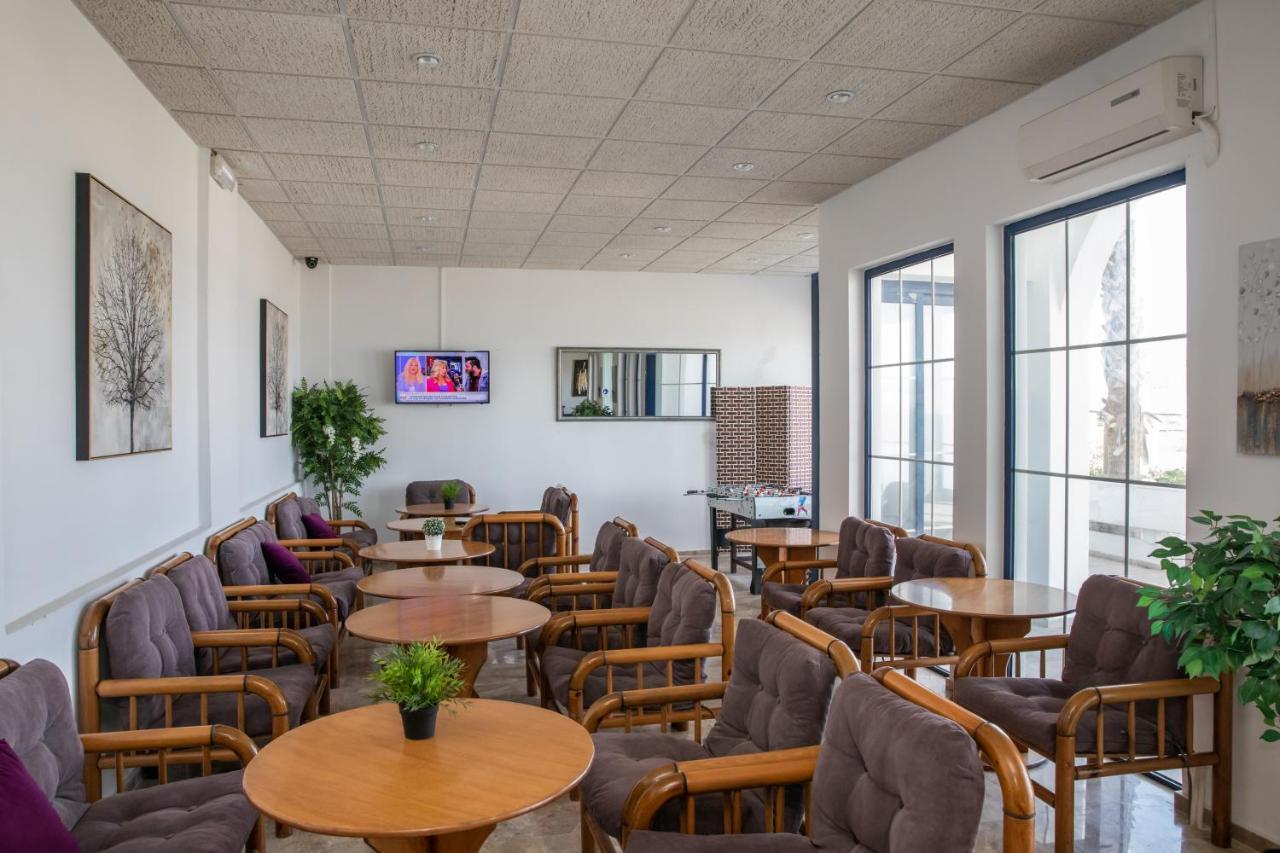 Sea Breeze Hotel 마스티차리 외부 사진