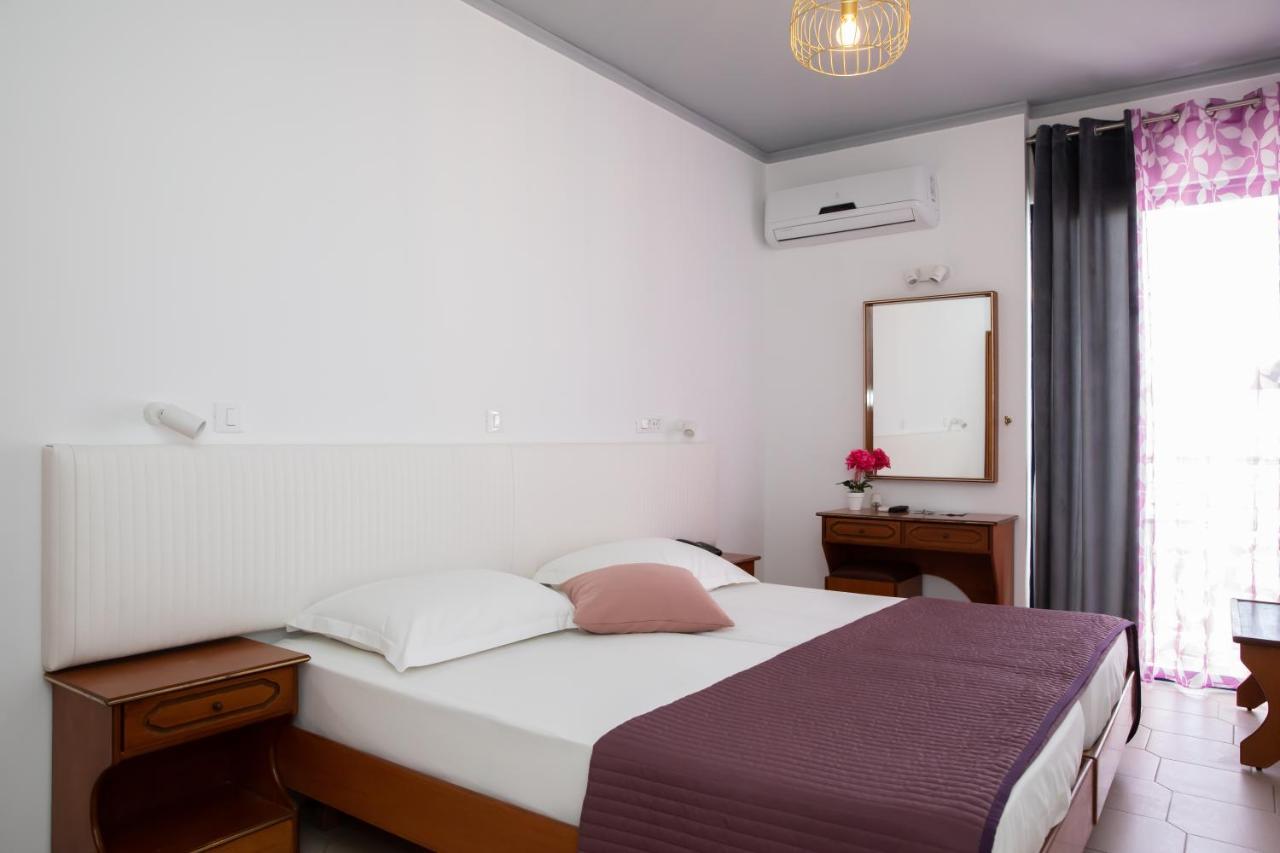 Sea Breeze Hotel 마스티차리 외부 사진